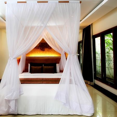 Grand Akhyati Villas & Spa Canggu Quarto foto